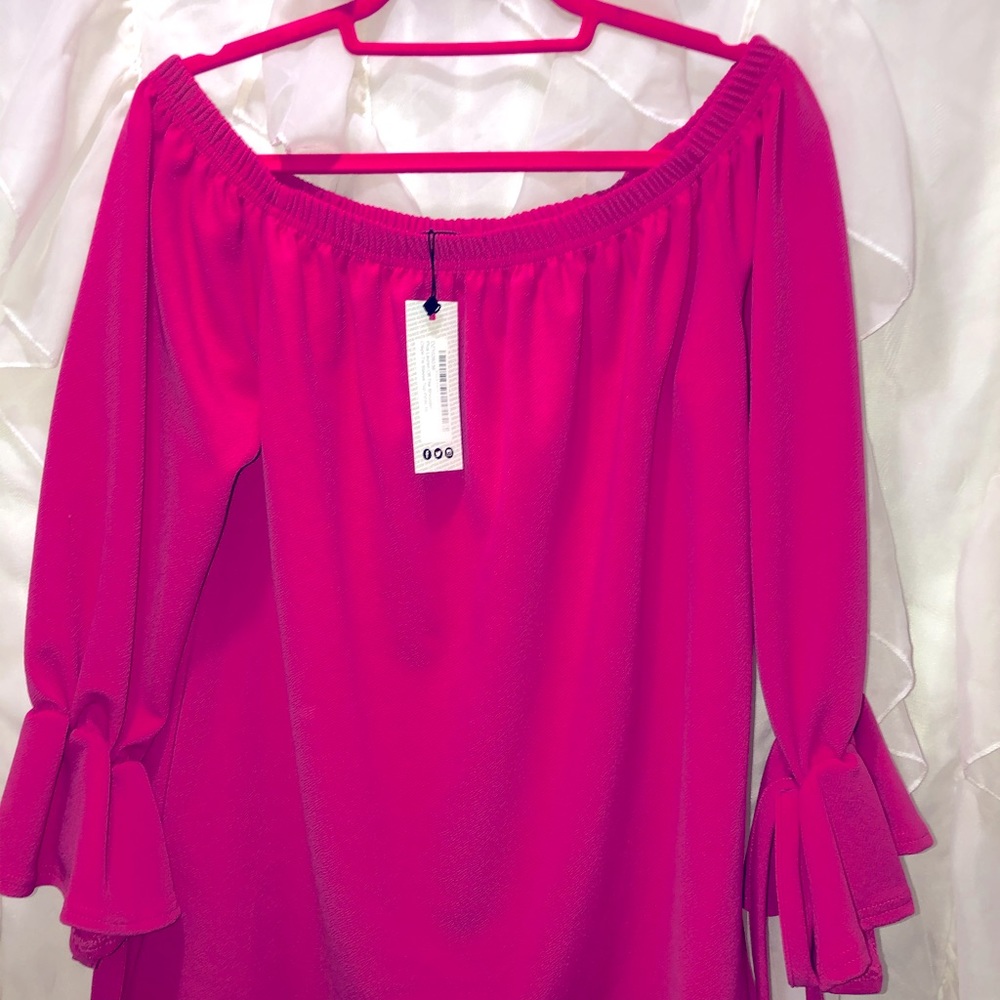 Boohoo Fuchsia off the shoulder Blouse size 14